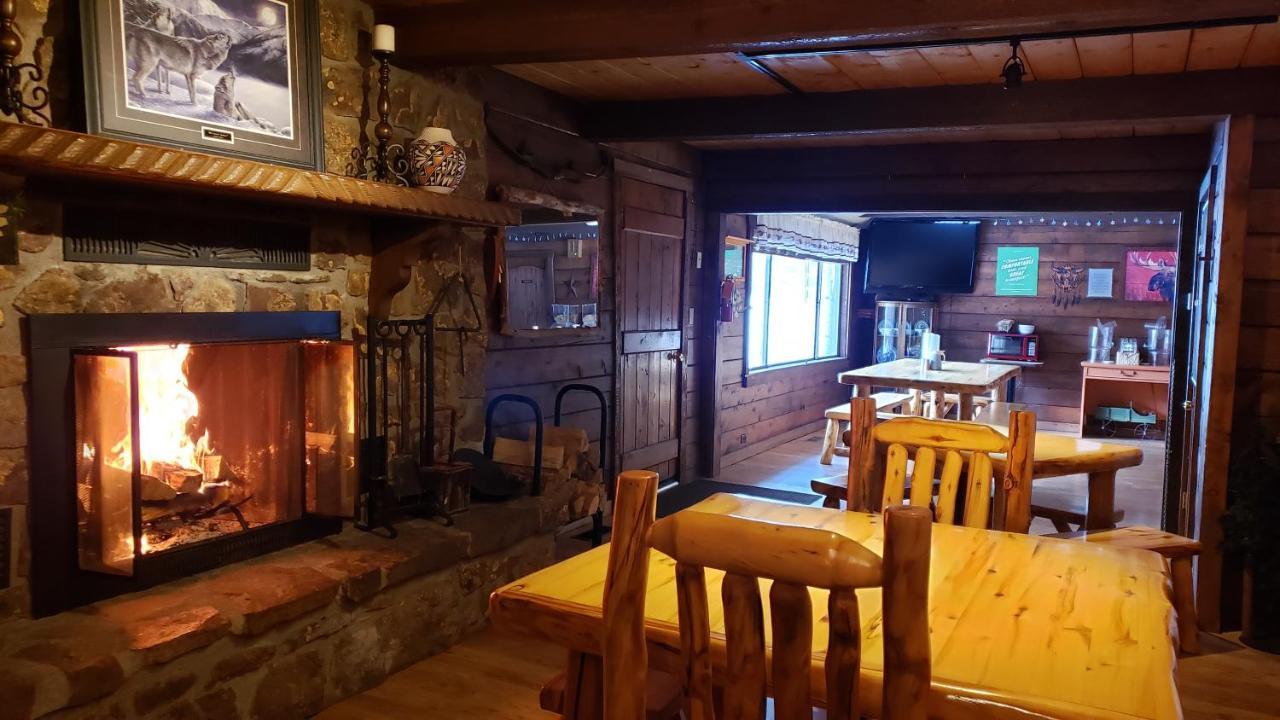 High Country Lodge And Cabins Pagosa Springs Exterior photo